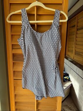 Shore Shapes Blue & White Geometric Half Skirt One-Piece Swimsuit size 16